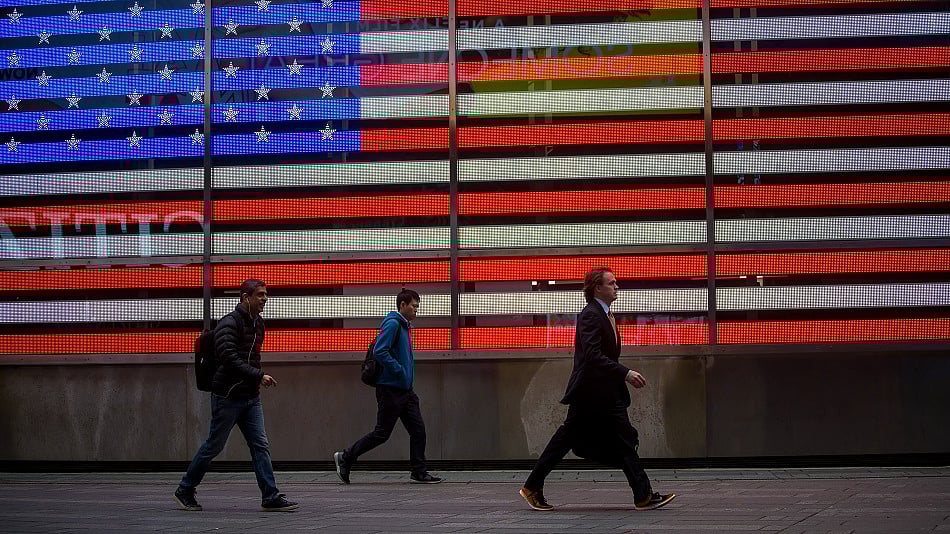 WATCH: US economic growth was slower than anticipated in the first quarter. Michael McKee breaks down the numbers.Source: Bloomberg