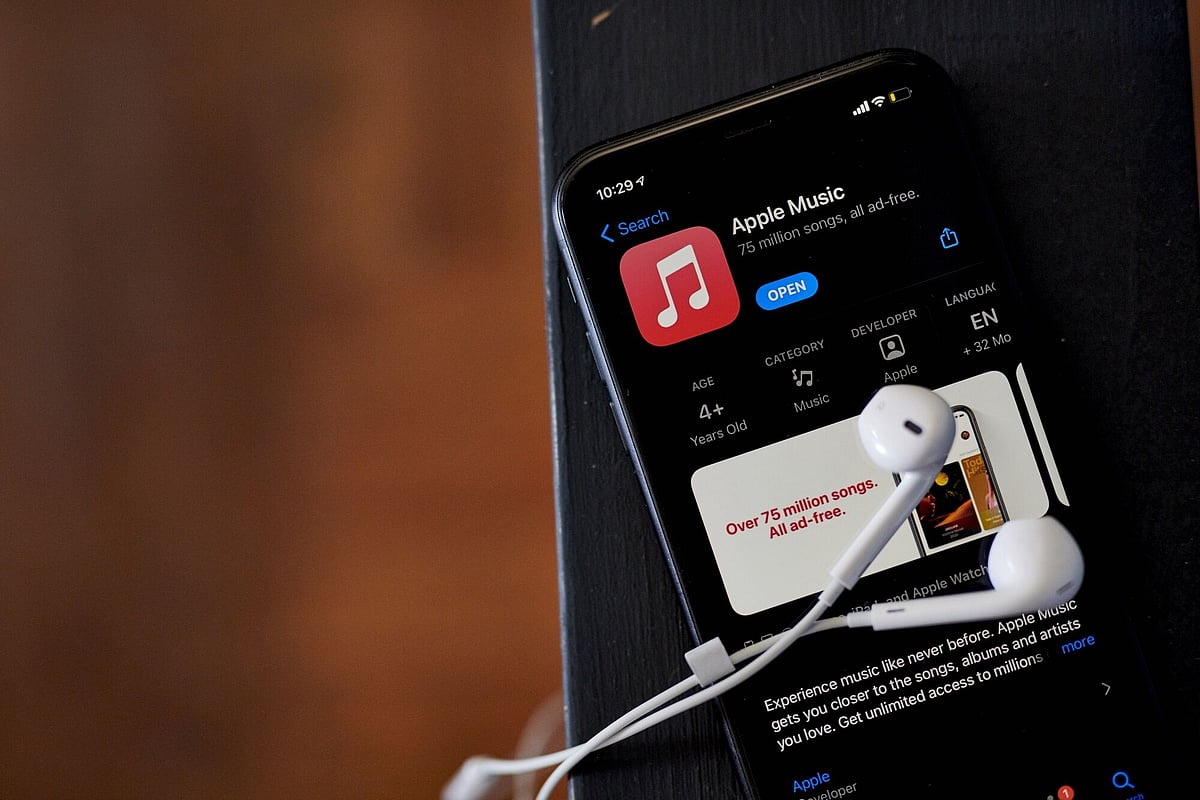 <div class="paragraphs"><p>The Apple Music application for download in the Apple App store on a smartphone arranged in New York, U.S. (Photographer: Gabby Jones/Bloomberg)</p></div>