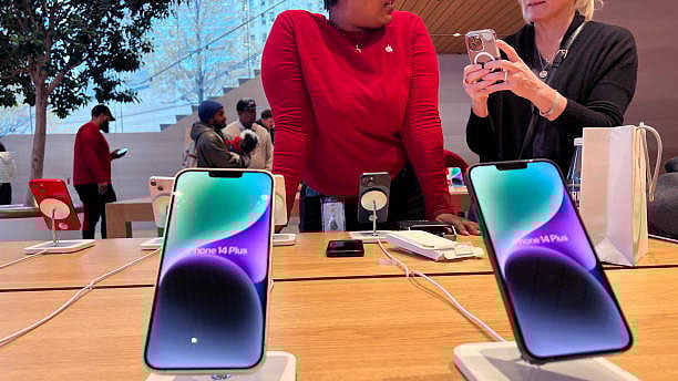 WATCH: Bloomberg’s Emily Chang breaks down Apple’s earnings following her conversation with CFO Luca Maestri.Bloomberg