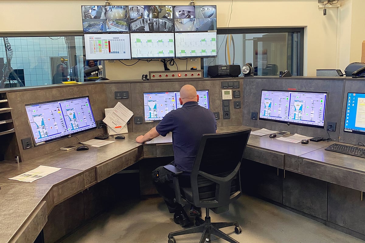 The cremation control room at the Rhein-Taunus-Krematorium in Dachsenhausen, Germany.Photographer: Carolynn Look/Bloomberg