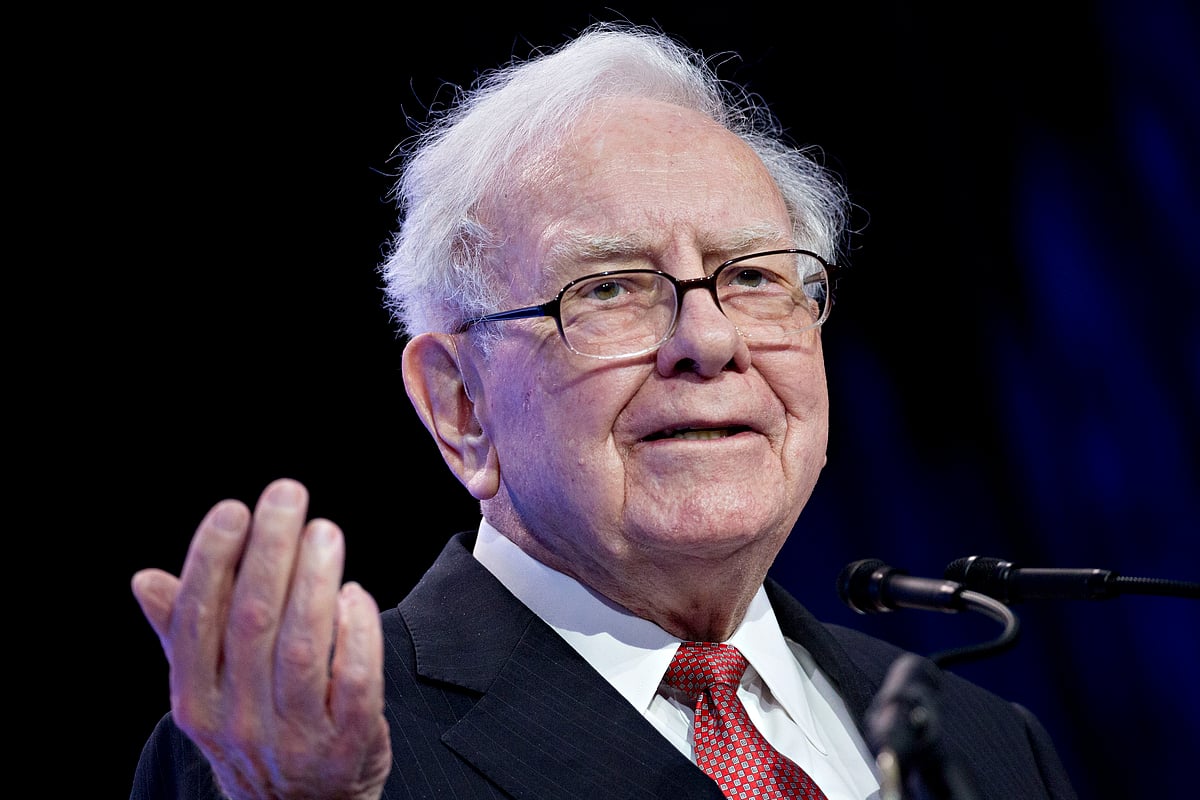 Warren BuffettPhotographer: Andrew Harrer/Bloomberg