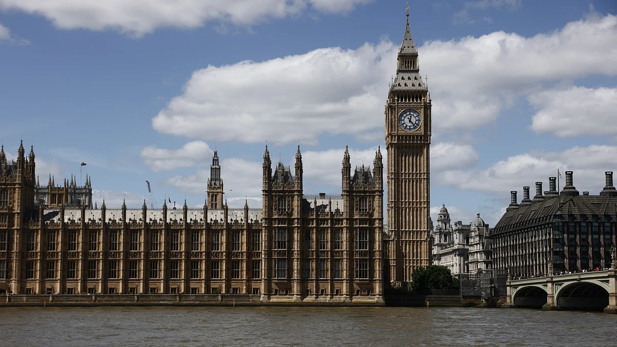 WATCH: Keir Starmer’s Labour party is predicted to win a large majority in the UK general election. Lizzy Burden reports from Westminster.Source: Bloomberg