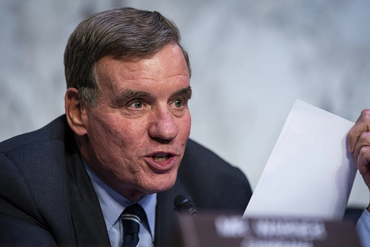 Senator Mark WarnerPhotographer: Al Drago/Bloomberg