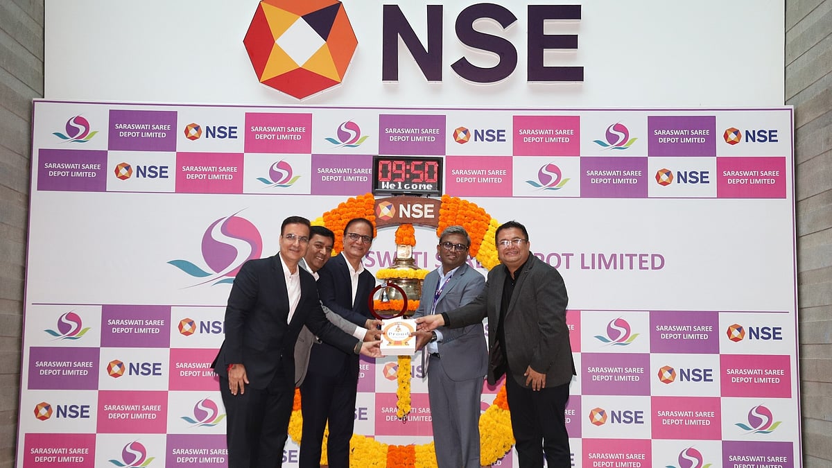 <div class="paragraphs"><p>Listing ceremony of Saraswati Saree Depot Ltd. (Source: NSE India/X)</p></div>