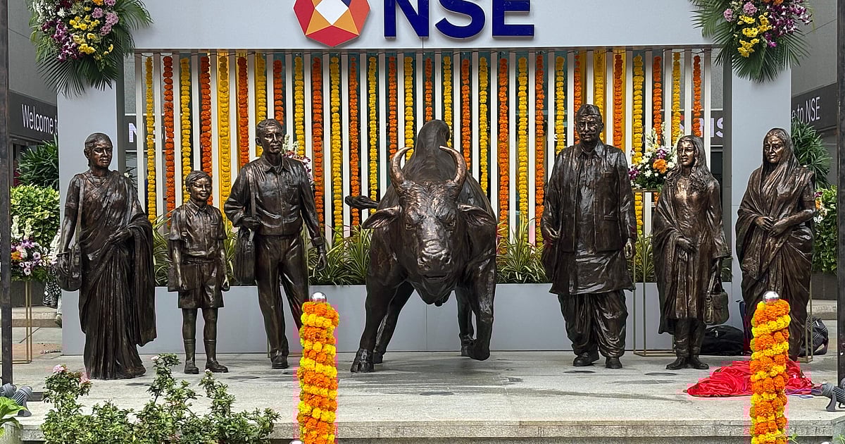 Stock Market Live: GIFT Nifty Near 24,800; Mazagon Dock, SpiceJet, HUL In Focus Stock Market Live: GIFT Nifty Near 24,800; Mazagon Dock, SpiceJet, HUL In Focus