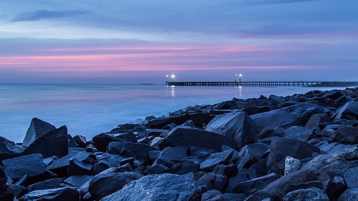 <div class="paragraphs"><p></p></div>