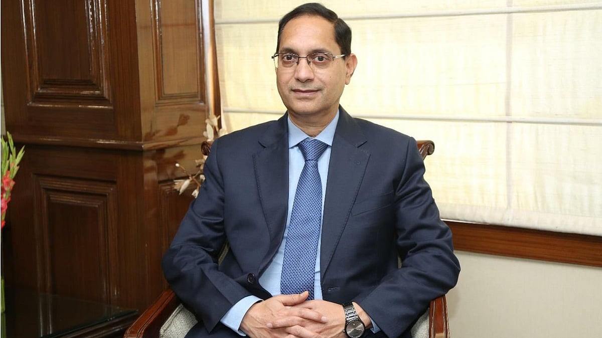 Significant Restructuring in Finance Ministry: Tuhin Kanta Pandey Takes Charge as Revenue Secretary