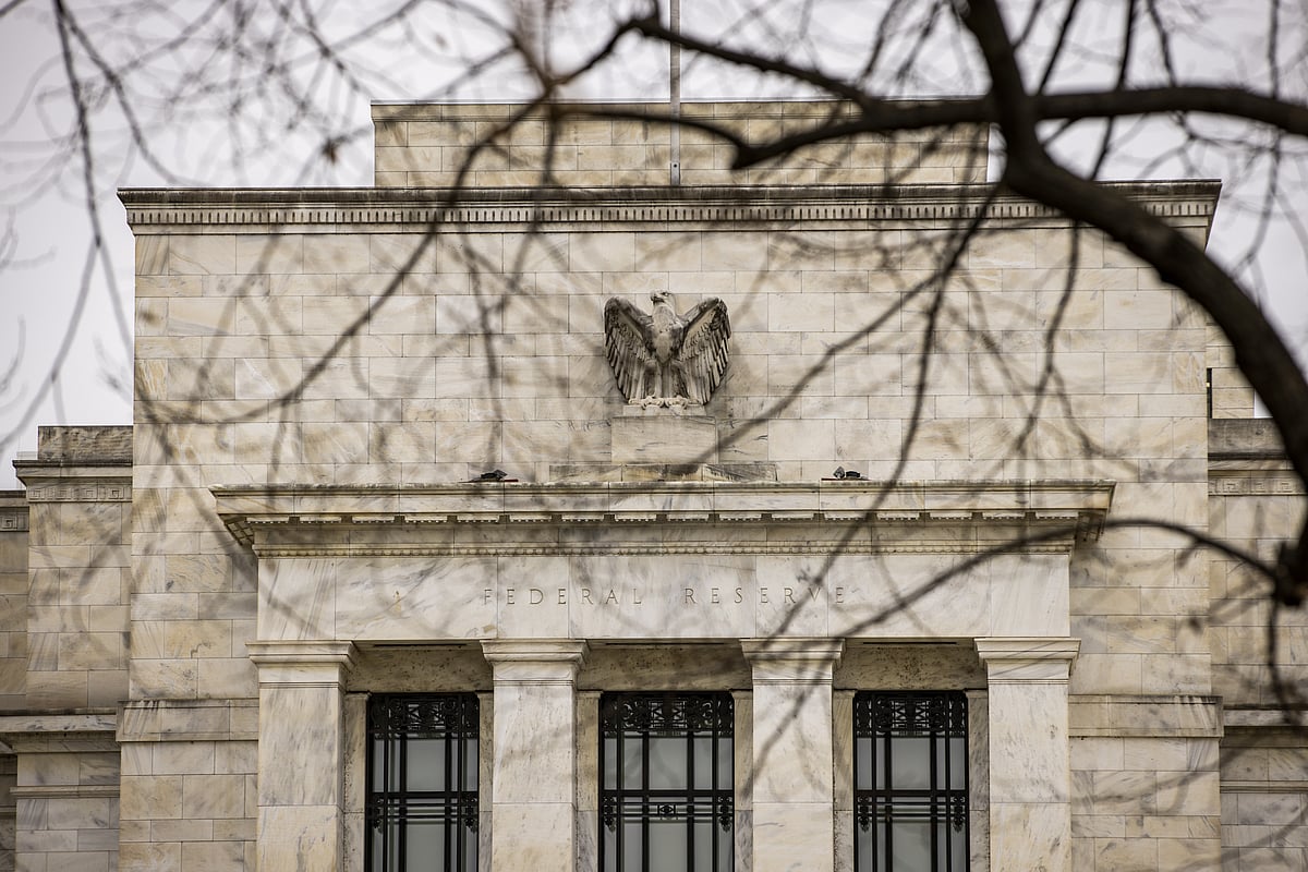 <div class="paragraphs"><p>The Fed’s favored inflation gauge rose 2.4% in the year through November, and 2.8% minus food and energy, each above the central bank’s 2% target. (Photo: Samuel Corum/ Bloomberg)</p></div>