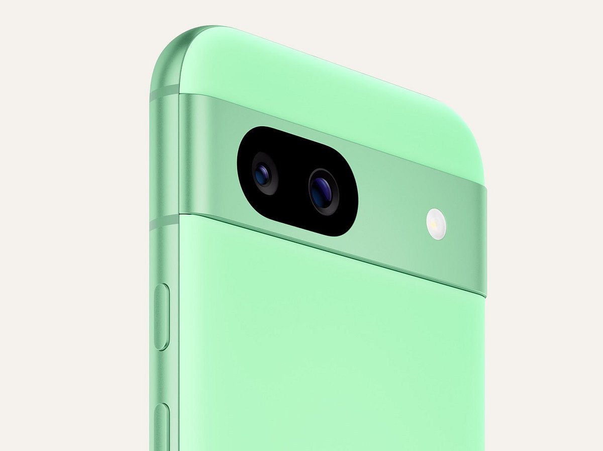 Happy Valentine's Day 2025: Up To 47% Price Cut on Google Pixel 8, Google Pixel 7a, Google Pixel 8a