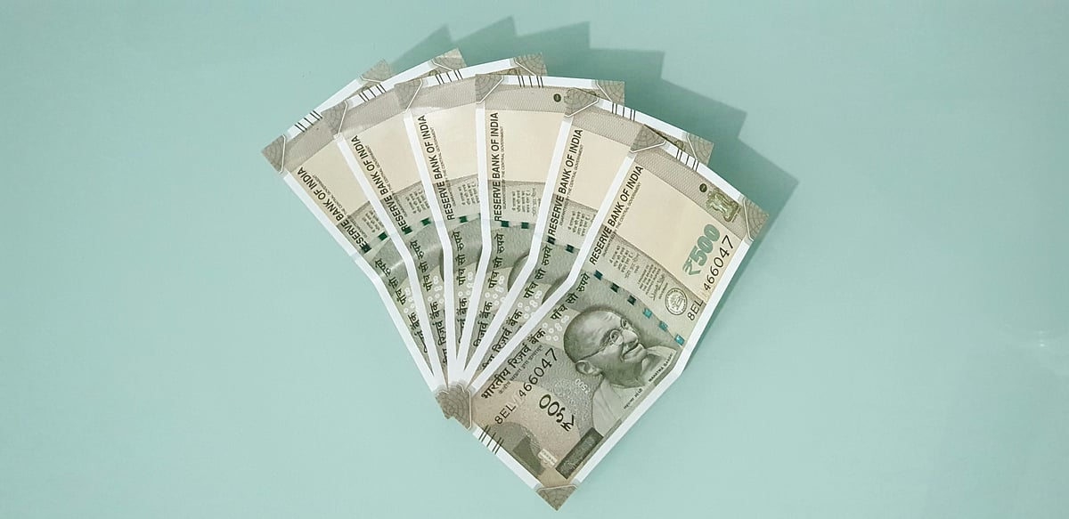 Rupee Opens Weaker Against US Dollar As FPI Selling Continues