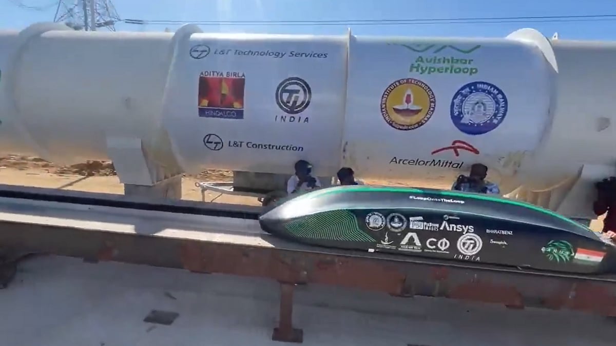 <div class="paragraphs"><p>Hyperloop is a tube-based transportation system that allows a pod to travel at near-vacuum speed.&nbsp;(Photo source: X/@AshwiniVaishnaw)</p></div>