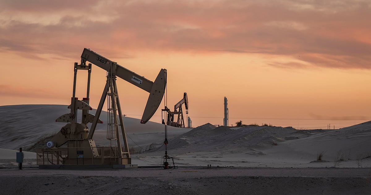 Oil Costs Maintain Achieve As US Posts Largest Drop In Stockpiles This 12 months Oil Costs Maintain Achieve As US Posts Largest Drop In Stockpiles This 12 months