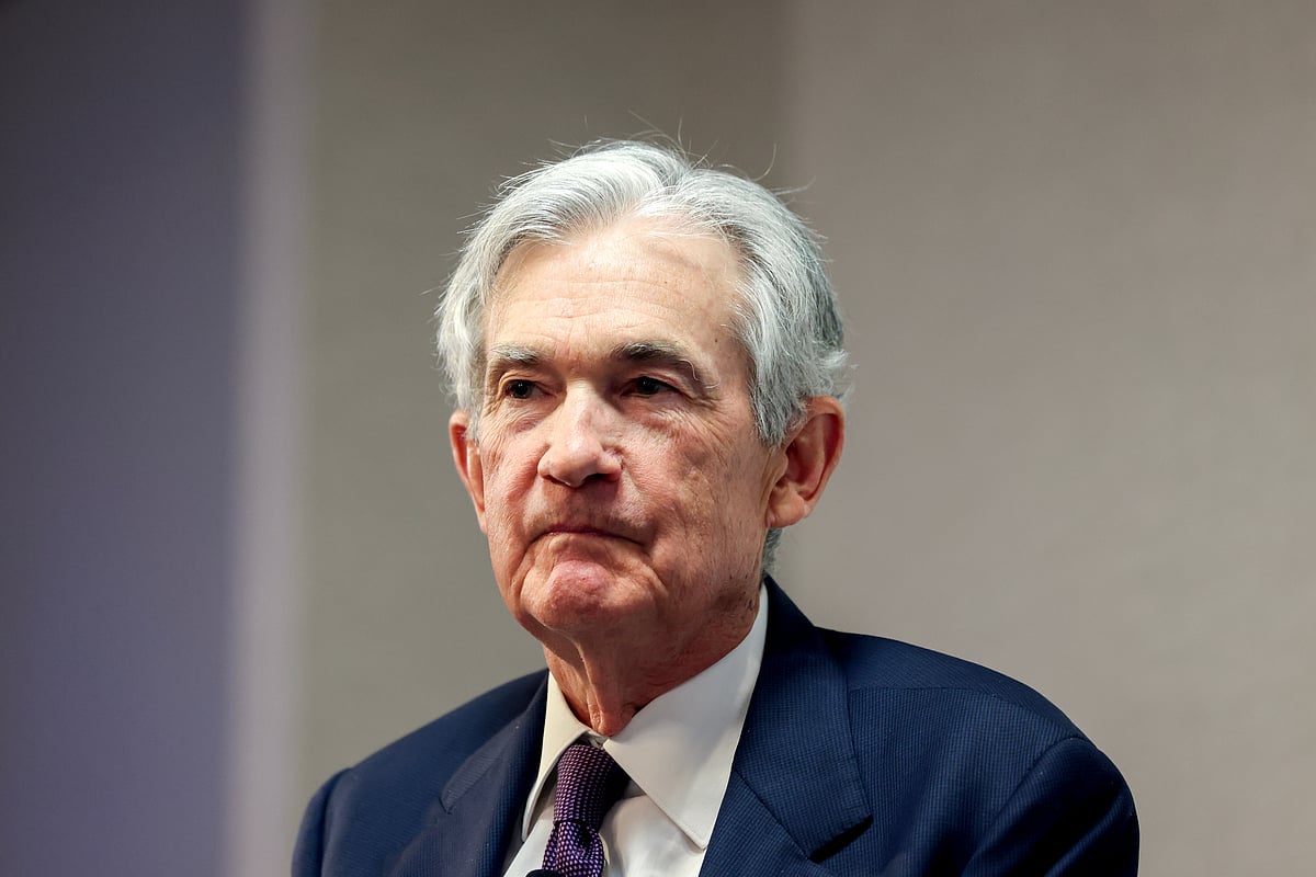 Asian Stocks, Dollar Dip As Powell Dashes ‘Fed Put’ Hope: Markets Wrap