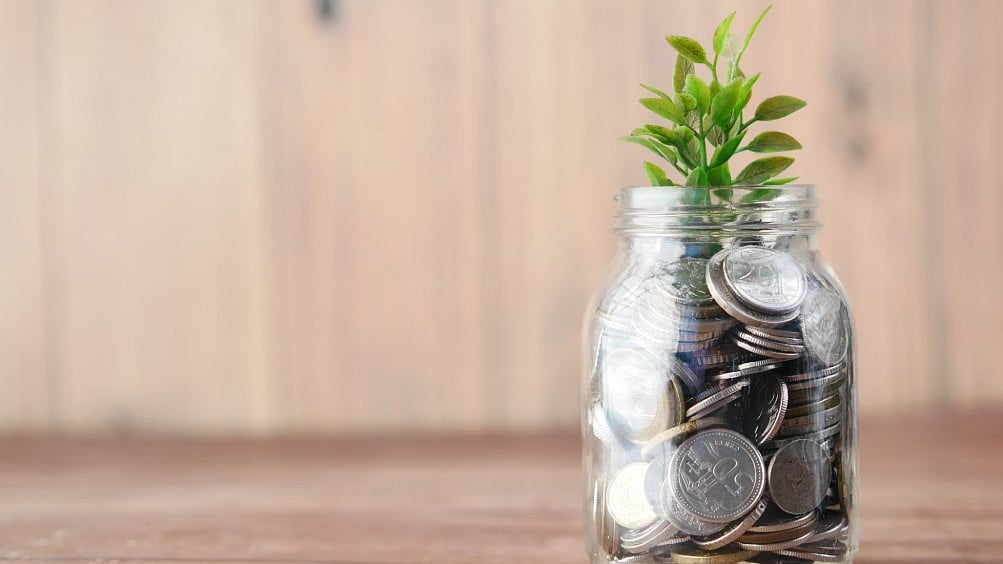 <div class="paragraphs"><p>Carlyle Group raised a separate 430 billion yen ($2.7 billion) Japan fund last year. (Photo: Unsplash)</p></div>