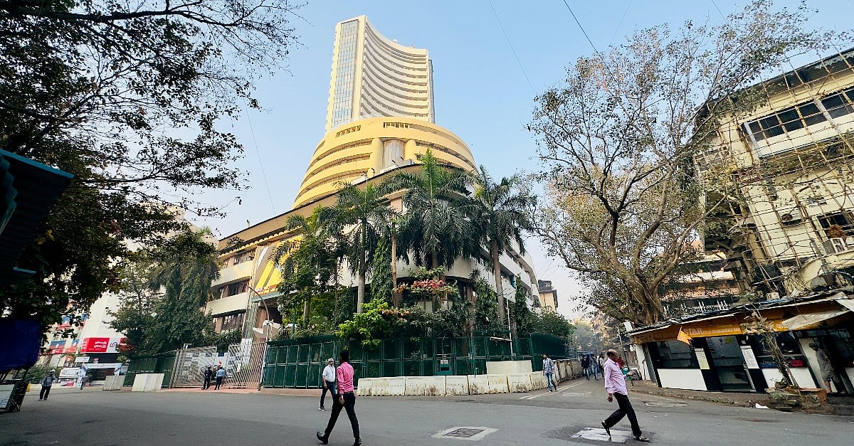 <div class="paragraphs"><p> For the September quarter, BSE reported a consolidated net profit of Rs 560 crore, a robust 61% year-on-year increase, broadly in line with Jefferies’ expectations. (Photographer: Vijay Sartape/NDTV Profit)&nbsp;</p></div>