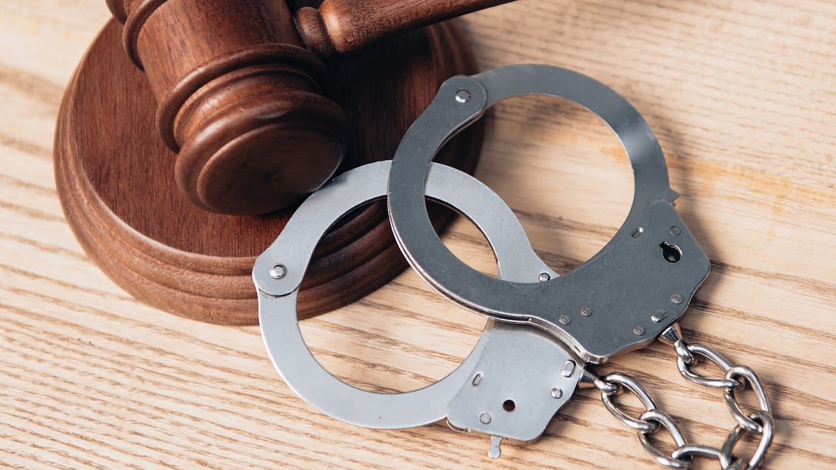 <div class="paragraphs"><p>Probe suggests that both were in touch with other members of an ISIS-inspired network. (Photo Source: Envato)</p></div>