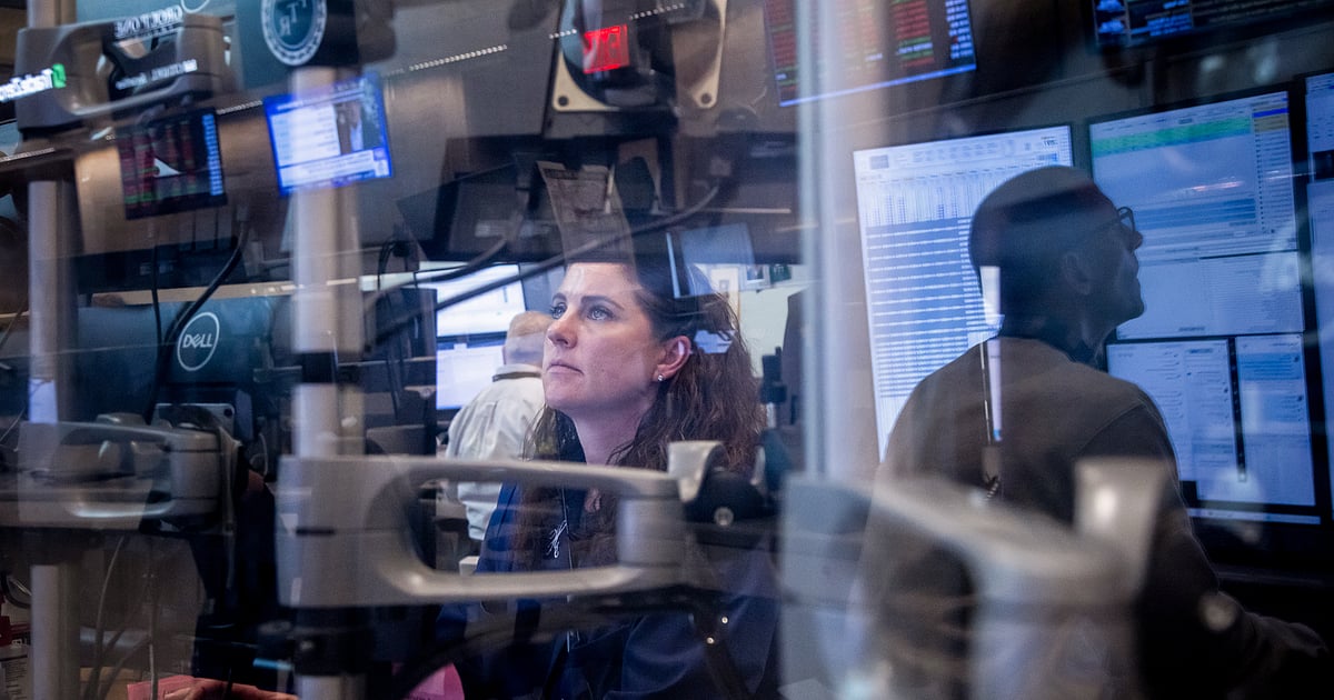 Oil Drops, US Stock Futures Gain On Trump’s Ceasefire Talk: Markets Wrap Oil Drops, US Stock Futures Gain On Trump’s Ceasefire Talk: Markets Wrap