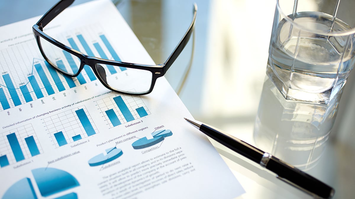 Nifty Bank Outperforms Benchmark; HDFC Bank, ICICI Bank Top Performers After Q1 Results