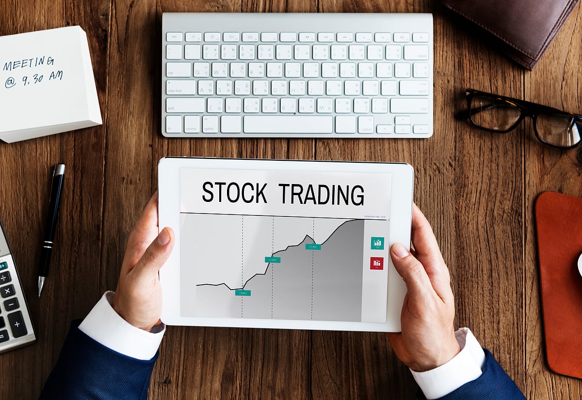 Mid-Cap Stocks To Buy, Sell, Hold: Ashok Leyland, Biocon, Prestige  Check Target Price