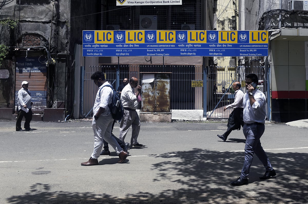 India's Insurance Giant Turns To Wall Street Banks To Hedge Risk