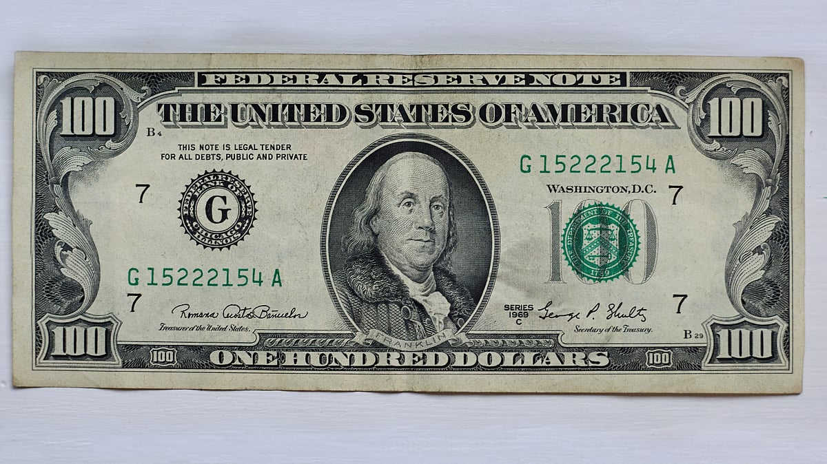 Forex Reserves Drop $9.32 Billion To $688.87 Billion