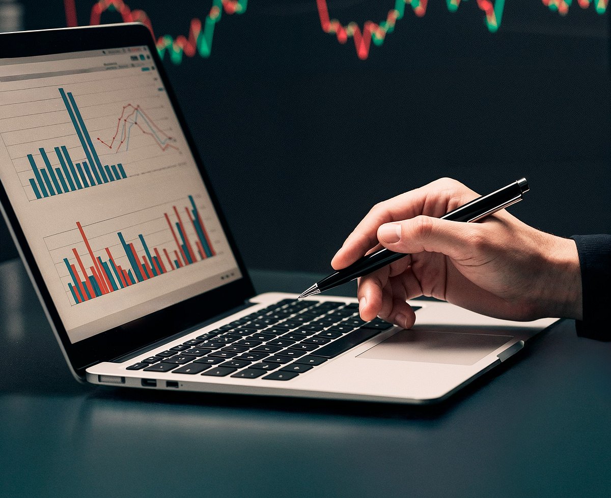 Stock Market LIVE: GIFT Nifty Implies Tepid Open; Ashoka Buildcon, Muthoot Microfin In Focus