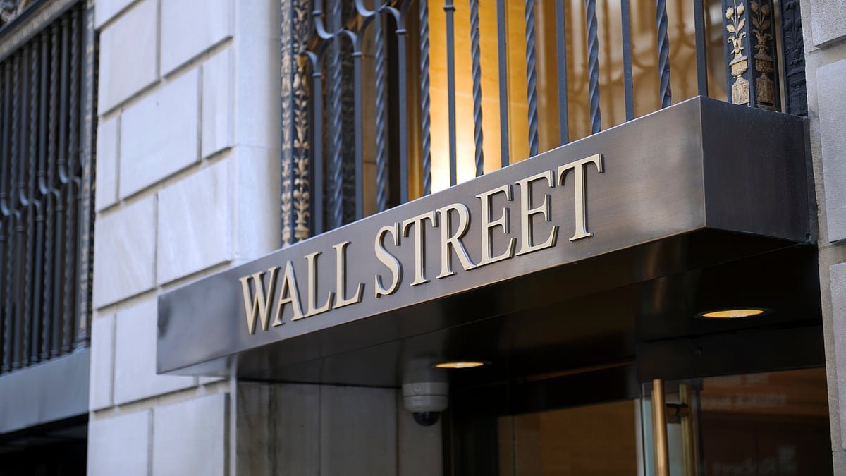 US Stock Market Today: Wall Street Indices Surge As Powell's Jackson Hole Address Signals Potential Rate Cuts