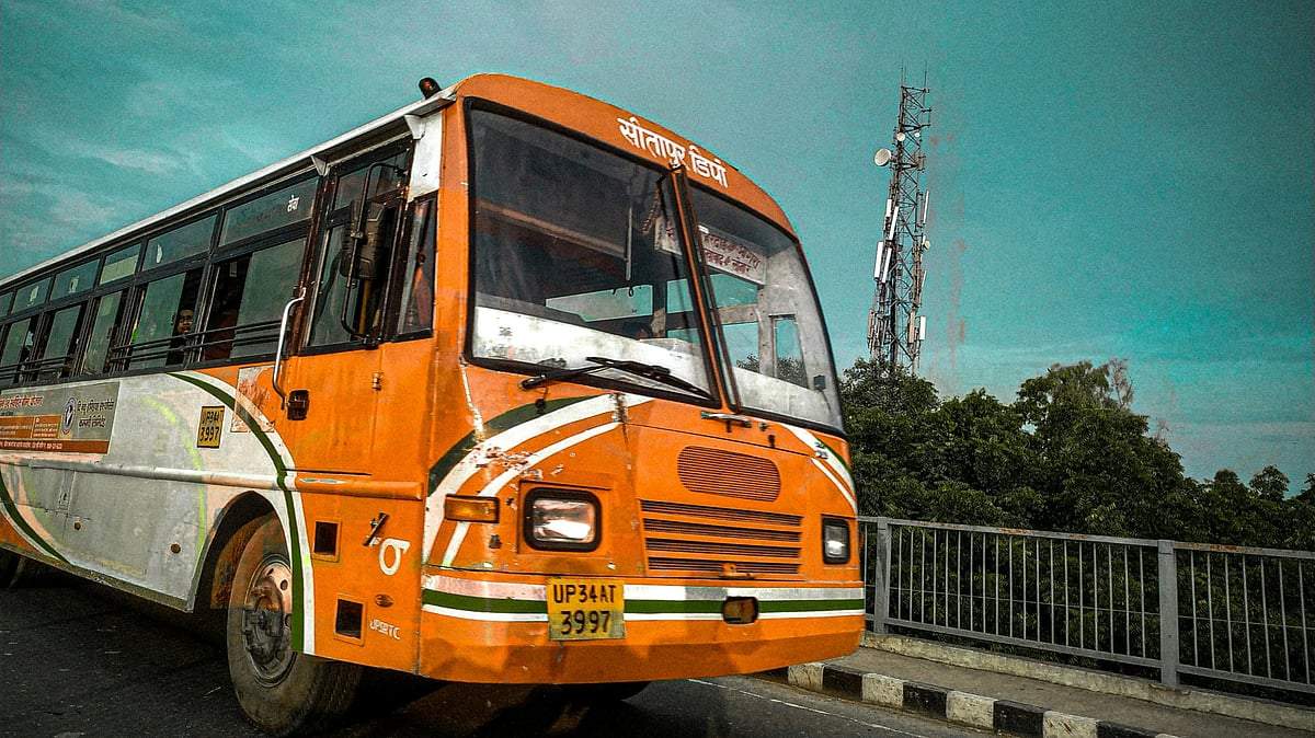 Private Vehicles Choke Mumbai's Roads, BEST Buses Account for Less Than 1%