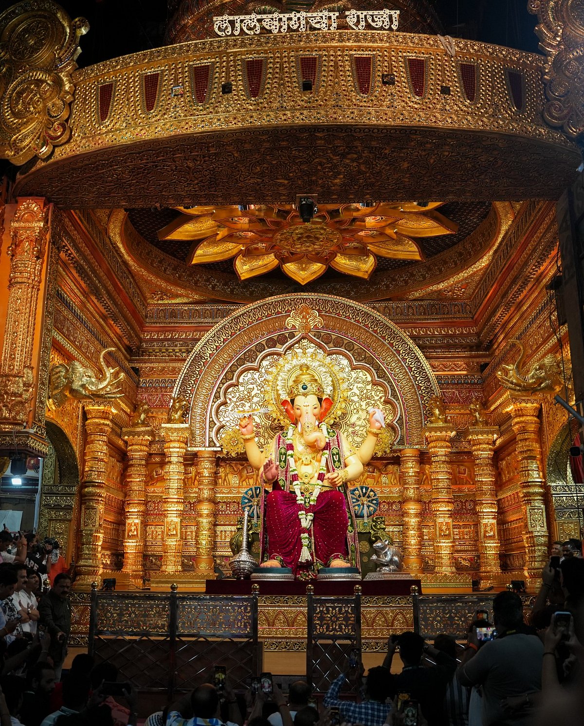 <div class="paragraphs"><p>'Lalbaugcha Raja' idol of Lord Ganesha being unveiled ahead of the Ganesh Chaturthi festival, in Mumbai, Sunday, Aug. 24, 2025. (Photo source: PTI)</p></div>