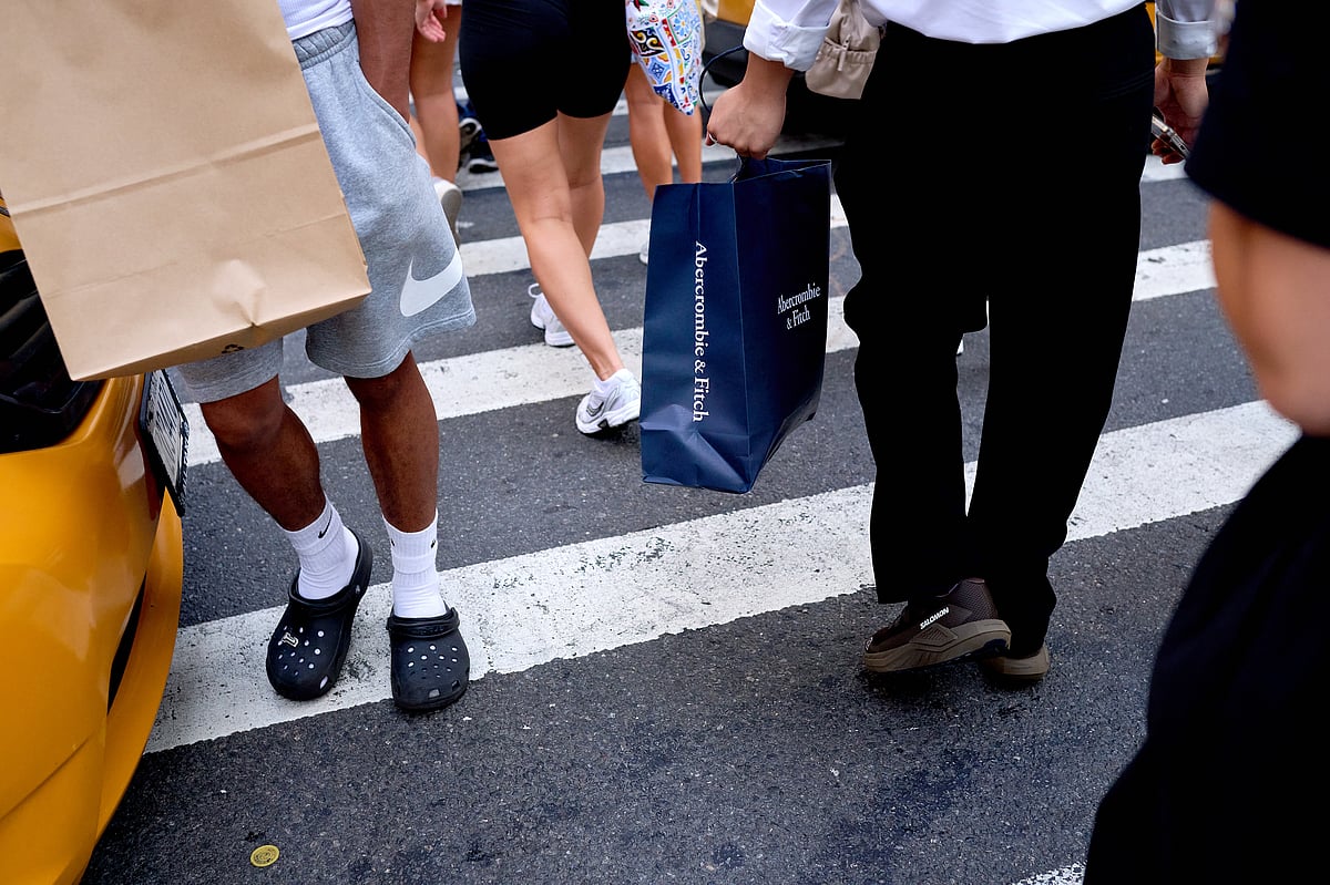 US Puts GDP Data On The Blockchain In Trump Crypto Push