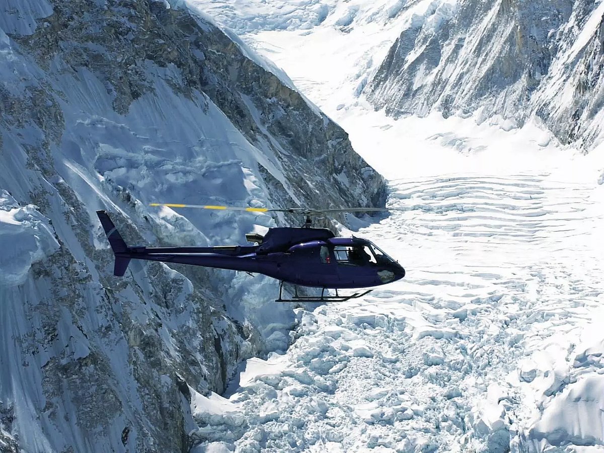 <div class="paragraphs"><p>Airbus Corporate Helicopter's website</p></div>