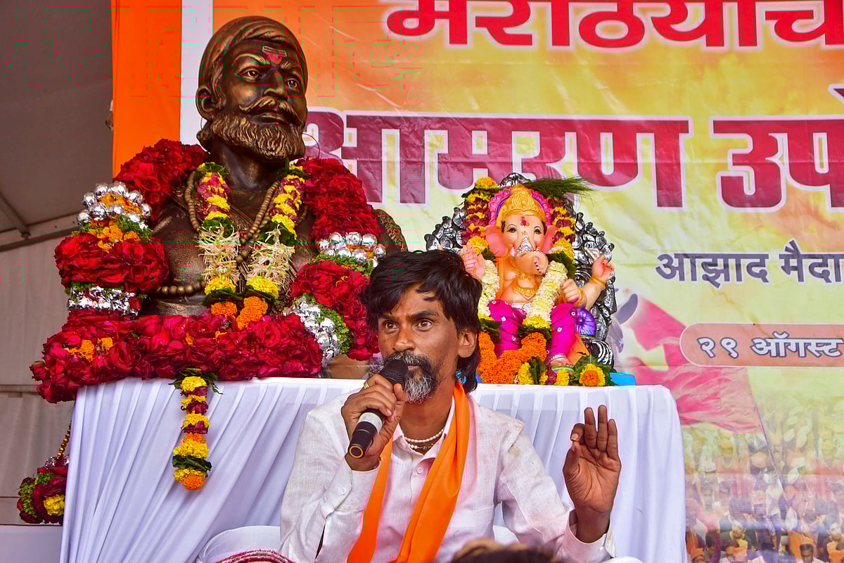 Maratha Quota Stir: 5 Crore Marathas Will March To Mumbai If Demands Ignored, Jarange Warns Fadnavis