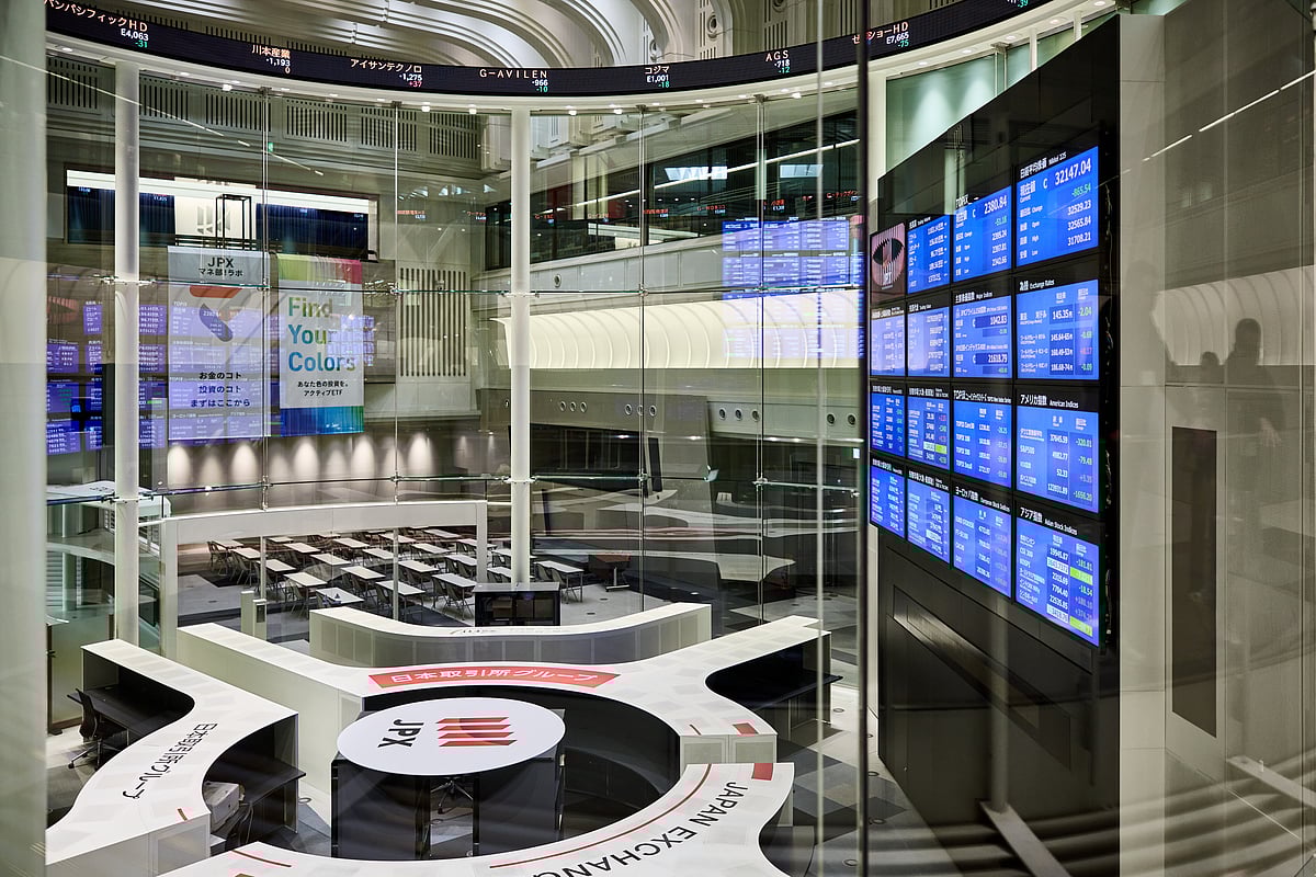 Japanese Ultra-Long Bonds Fall After Treasuries: Markets Wrap
