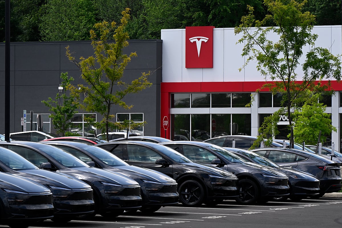 Tesla Offers Unprecedented $1 Trillion Pay Package To Elon Musk