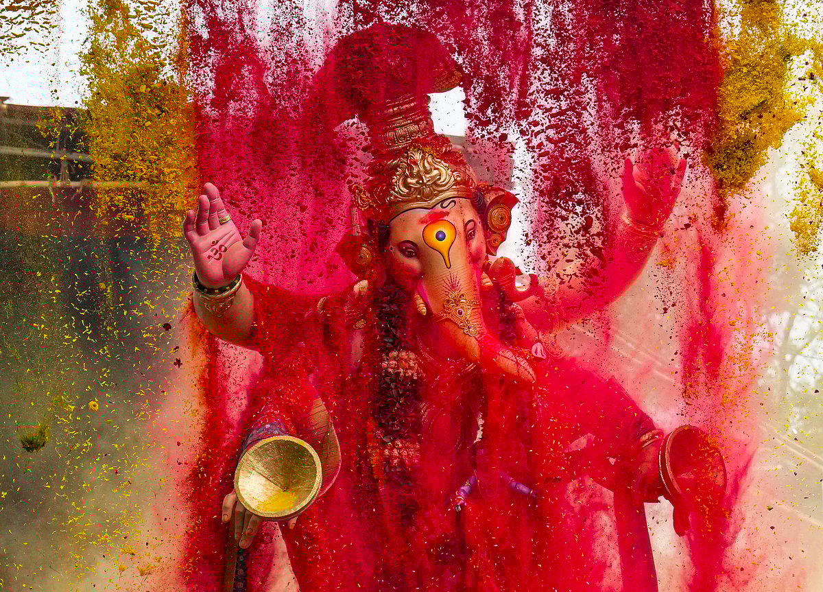 Mumbai Dances To 'Dhol-Tasha' As Immersion Processions Of Ganesh Idols Begin Amid Rains