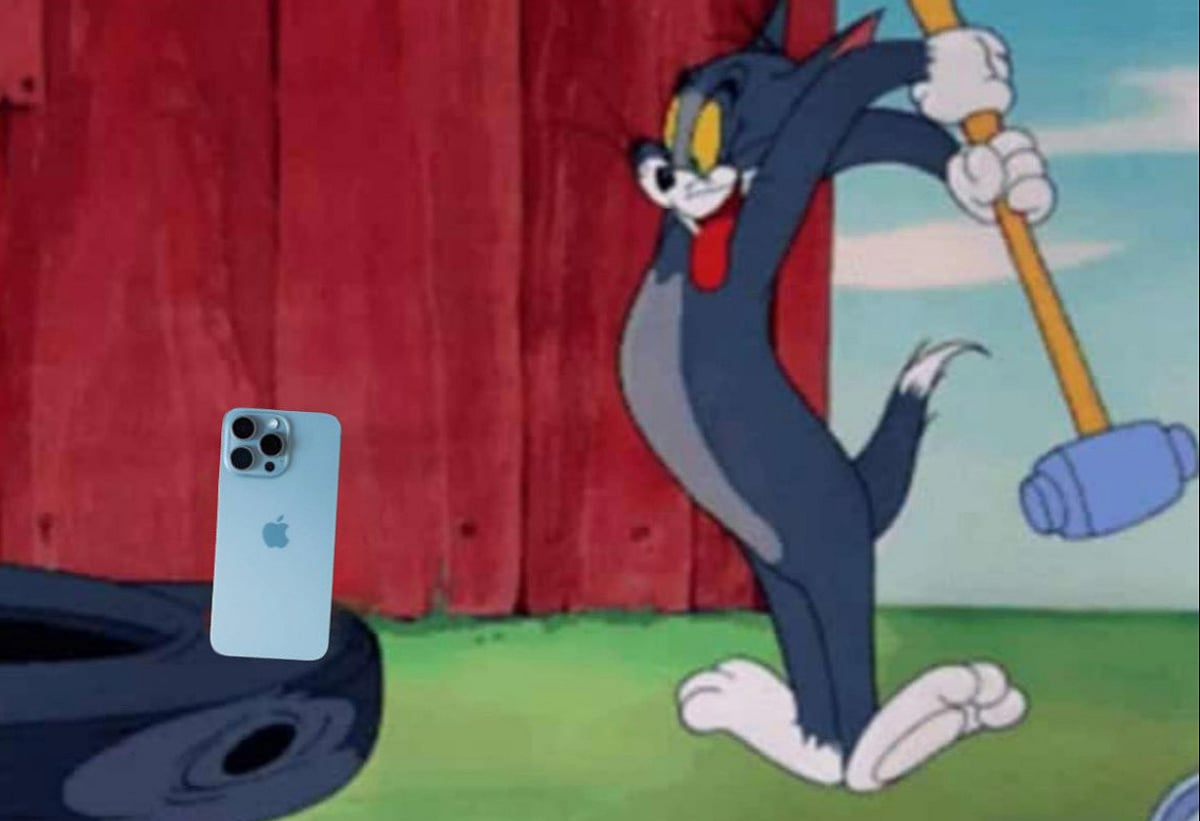 Apple's 'Awe Dropping' Event Triggers Meme Fest: 'Constant Is The Only Change'