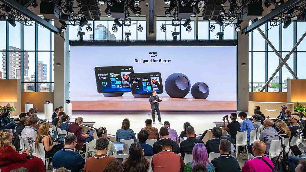 Weekly Tech Wrap: Apple iOS 26.0.1, YouTube Premium Lite, OpenAI’s Sora 2 Released, Comet AI Browser Now Free