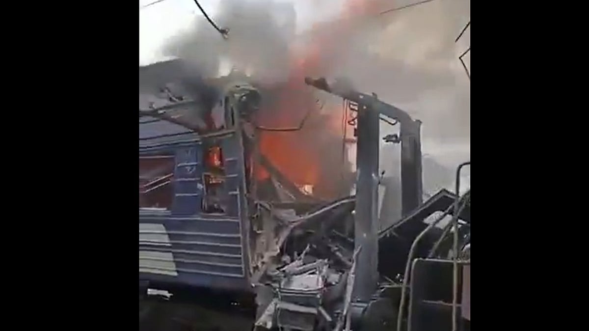 'This is Terror...' Says Volodymyr Zelenskyy After Russian Drone Strikes Shostka Railway Station