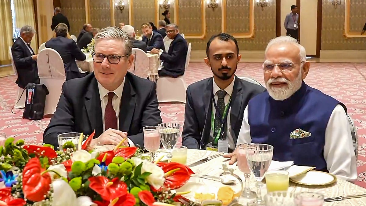 Modi, Starmer Enjoy Classical Rendition Of Sapphire