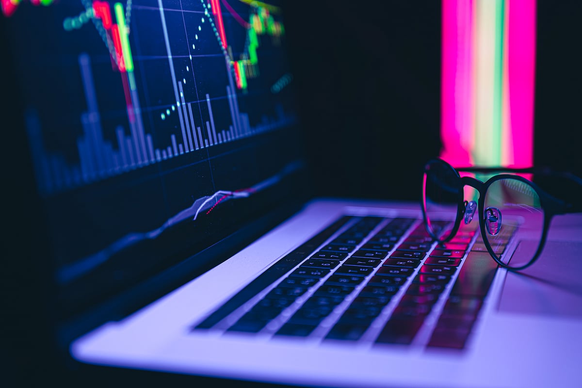 <div class="paragraphs"><p>Trade Setup For Oct. 27: Nifty Finds Support At 25,500–25,700 Levels (Photo: Envato)</p></div>