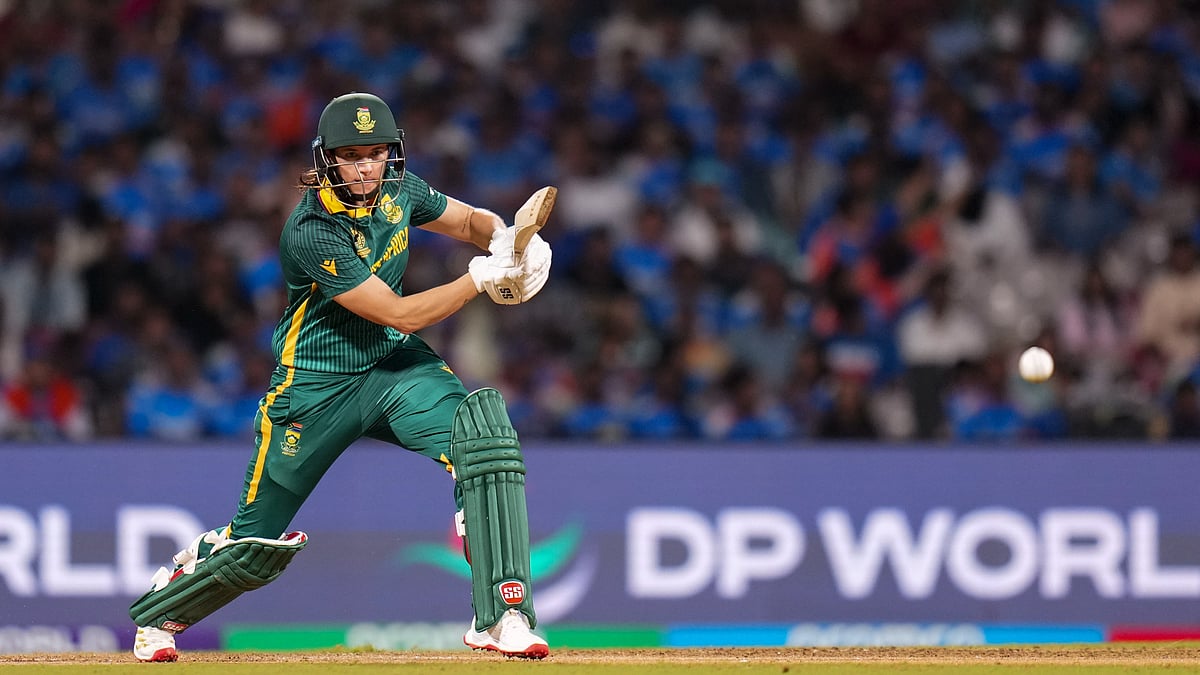 India vs South Africa Final Live Score: SA Lose Fifth Wicket; Deepti Sharma Strikes – NDTV Profit  www.ndtvprofit.com