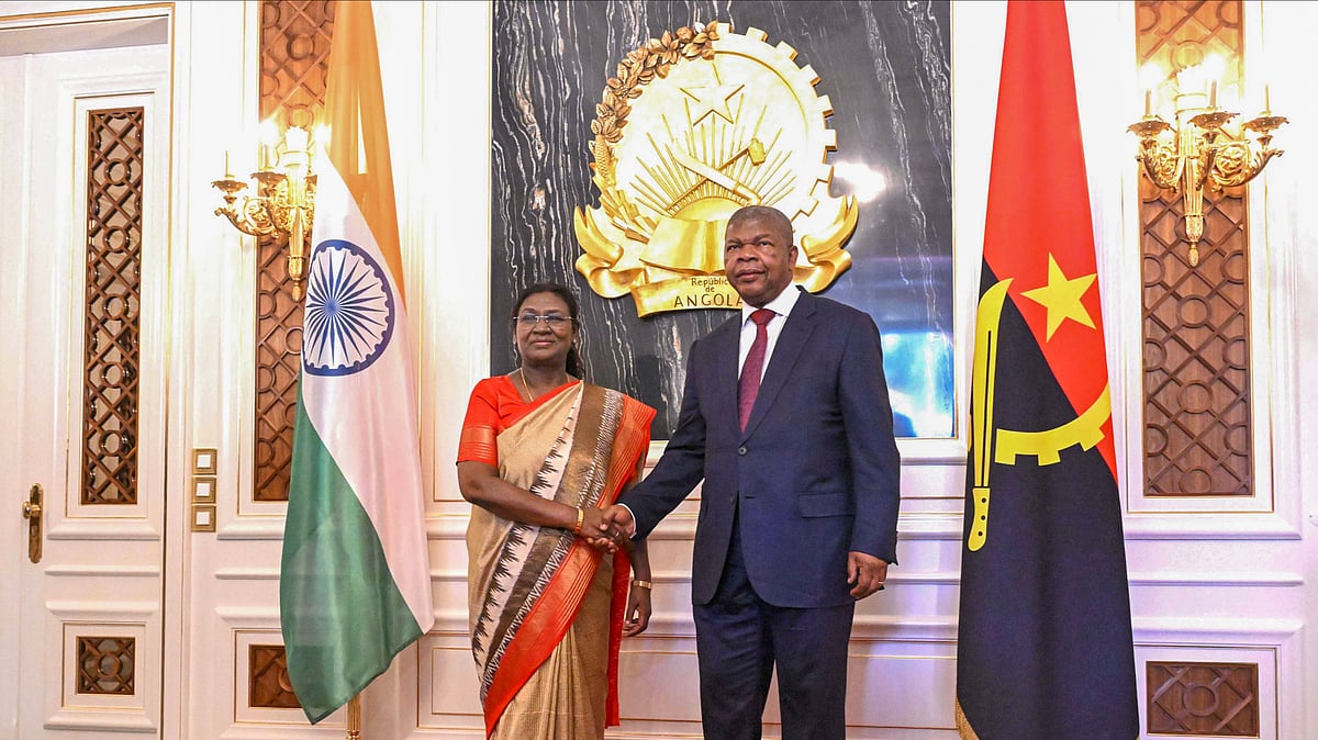 <div class="paragraphs"><p>In this image posted on Nov. 9, 2025, President Droupadi Murmu with Angola President&nbsp;João Manuel Gonçalves Lourenço during a meeting, at Presidential Palace, Luanda, Angola. (@rashtrapatibhvn/X via PTI Photo)</p></div>