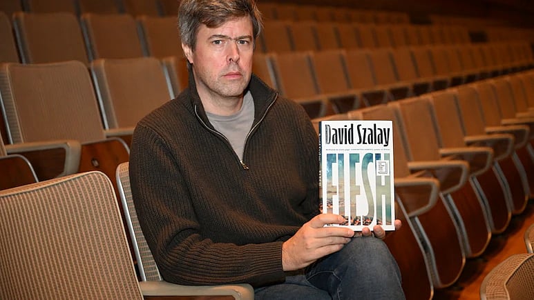 <div class="paragraphs"><p>David Szalay wins the Booker Prize 2025 for 'Flesh' (Image: AP)</p></div>