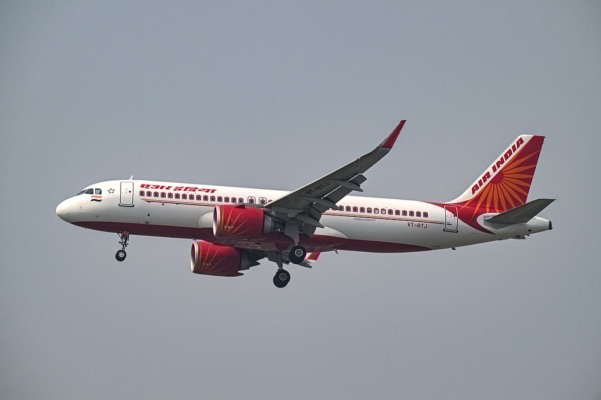 <div class="paragraphs"><p>SIA Group has a 25.1% stake in Air India. (Photo: Prakash Singh/Bloomberg)</p></div>