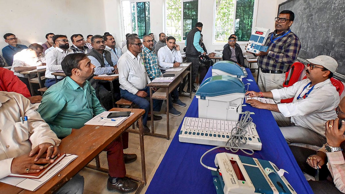 <div class="paragraphs"><p>Gaya Town Election Results 2025 LIVE Updates: BJP's Prem Kumar Vs Congress' Akhaury Onkar Nath — Who's Winning Siwan? (Photo source: PTI)</p></div>