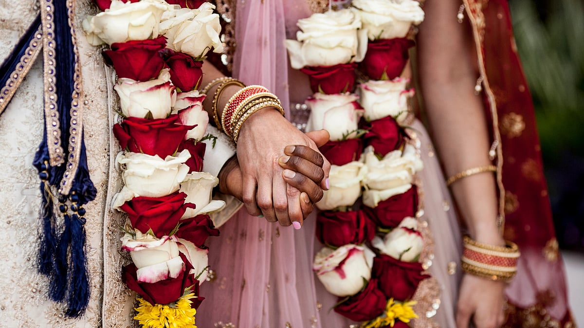 <div class="paragraphs"><p>Rs 1-Crore Dream Wedding: Here's How Much You Need To Invest Monthly (Photo: Envato)</p></div>
