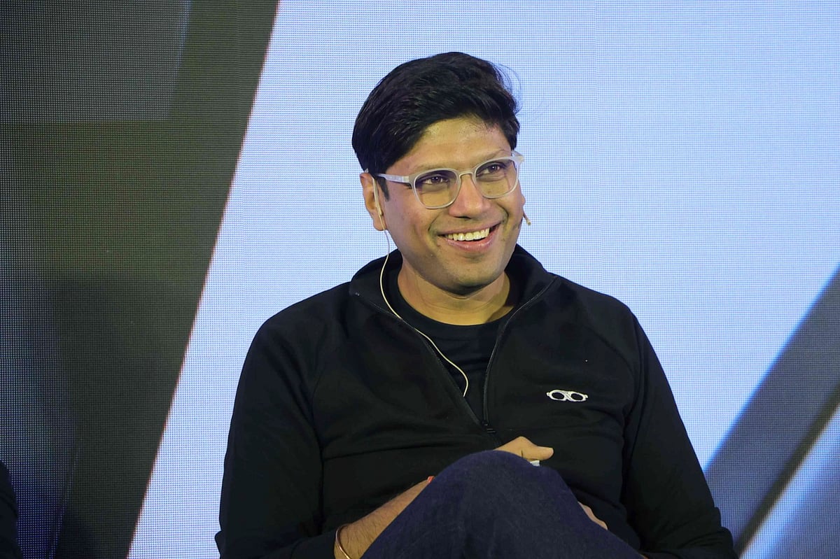 Peyush Bansal představil nové AI brýle 'B by Lenskart' v živé ukázce