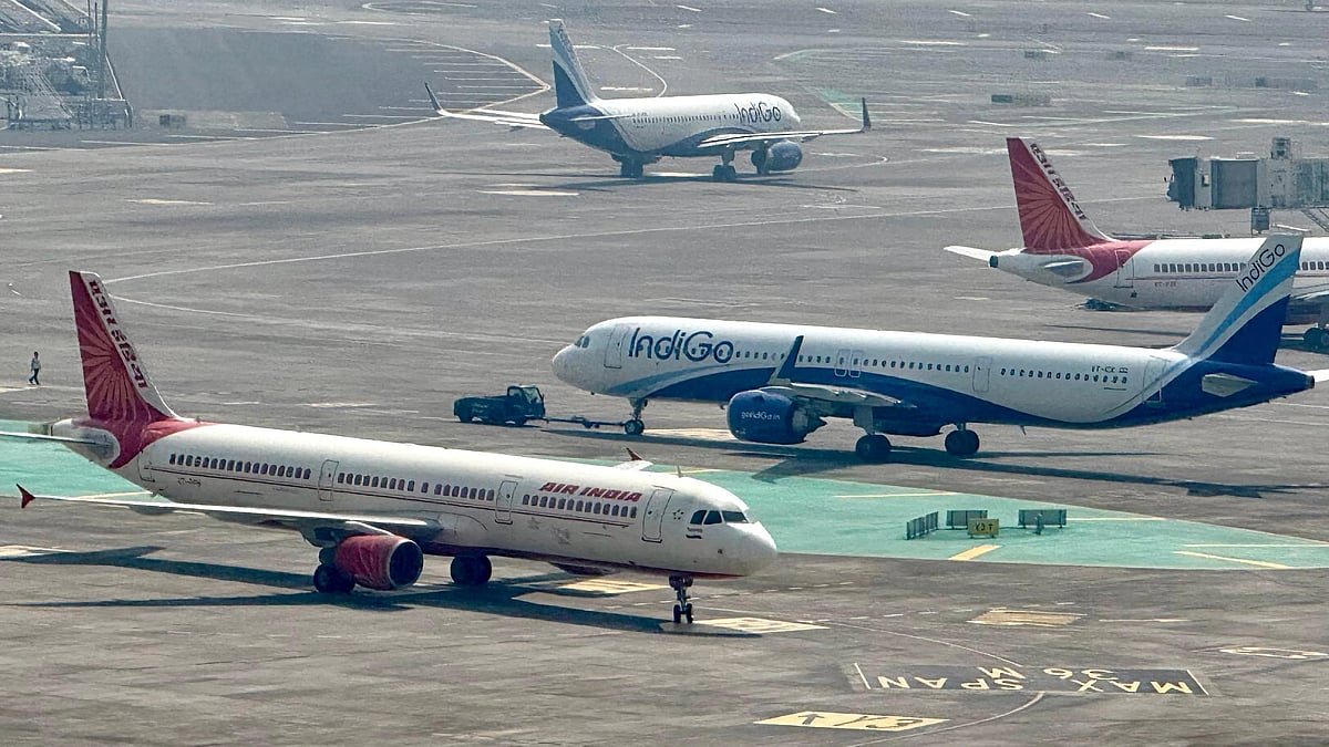 <div class="paragraphs"><p>Mumbai airport has two intersecting runways, the main runway 9/27 and secondary runway 14/32, which handle 950-odd flights a day, making it the second busiest aerodrome after Delhi's Indira Gandhi International Airport. (Photo source: Vivek Amare/ NDTV Profit)</p></div>