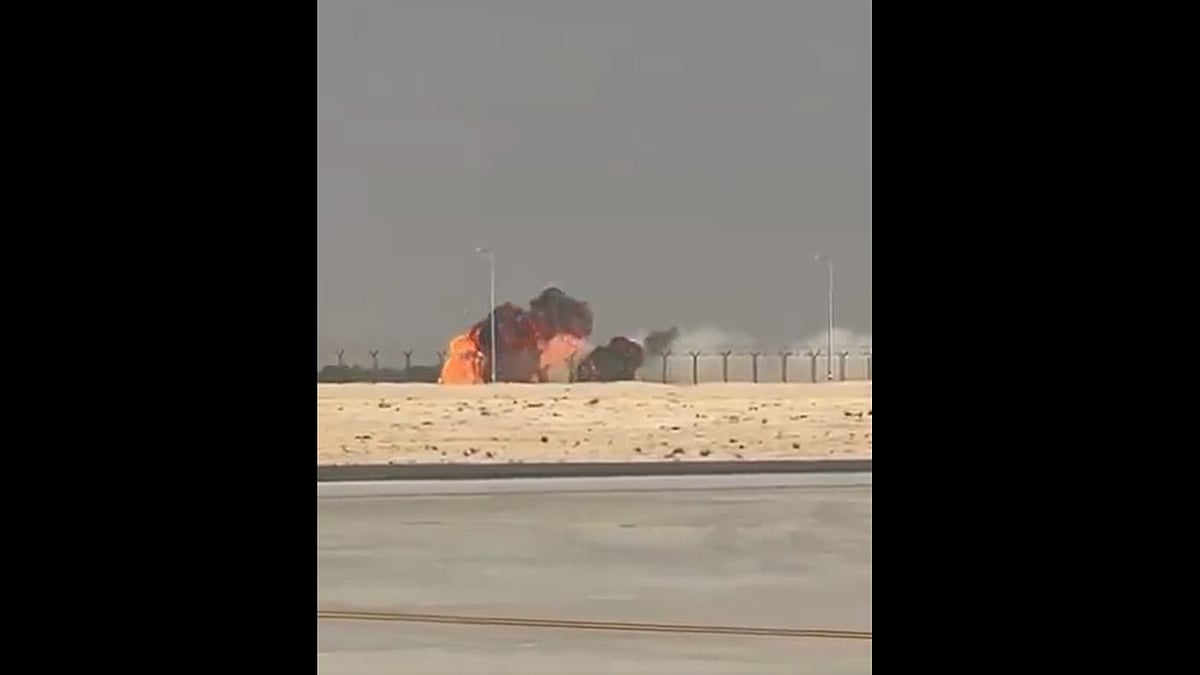 <div class="paragraphs"><p>Tejas aircraft crashed at an air show in Dubai. (Image: X/Shiv Aroor)</p></div>