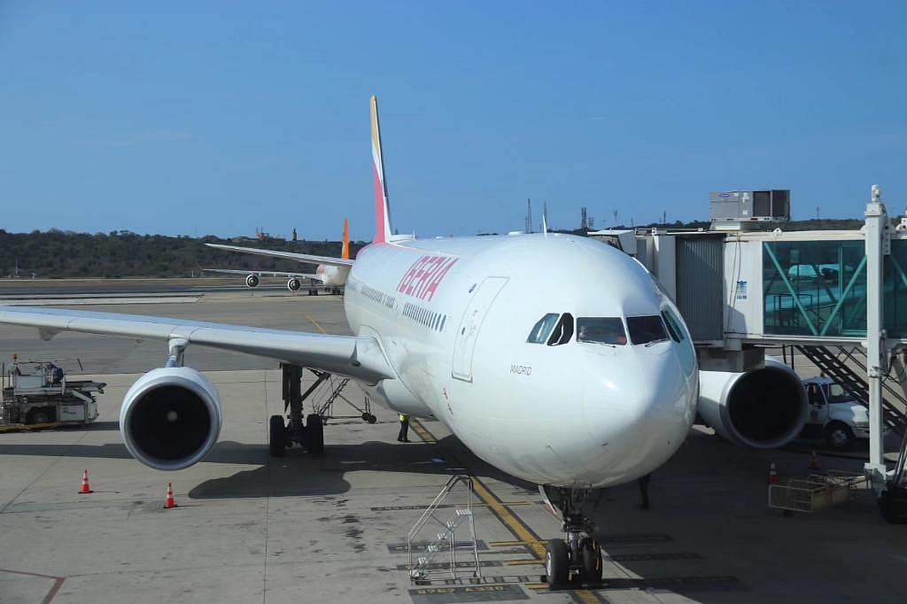 <div class="paragraphs"><p>The US FAA issued a cautionary notice urging pilots to exercise vigilance when flying over Venezuela (Photo: FL360aero/X)</p></div>